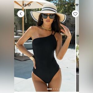 Cupshe Black One-Shoulder One-Piece Swimsuit